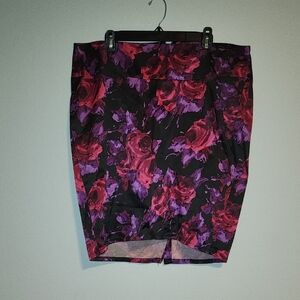 Floral Women's Pencil Skirt in Black and Purple